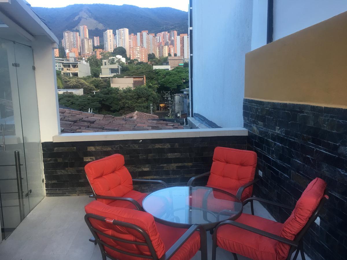 Ferienwohnung Apartamento Lleras Ac Hot Tub Medellín Exterior foto